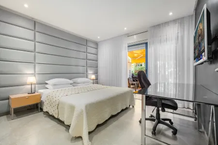 Royal Park Resort Apartment 113