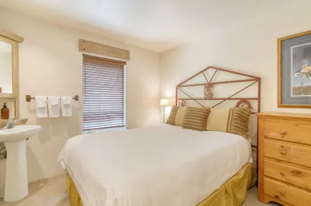 Double Diamond 23 by AvantStay Close to Town the Slopes