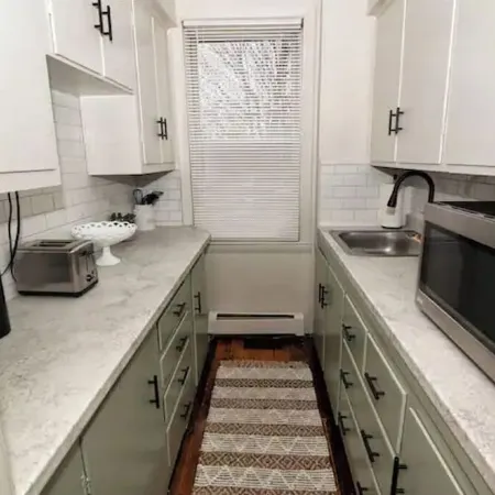 Relaxing & Spacious 2BR in Federal Hill