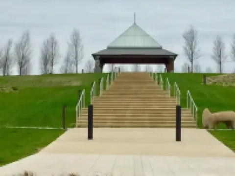 NEW Sleek, Contemporary Home Near Med School