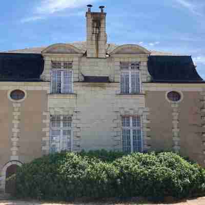 Le Relais du Bellay Hotel Exterior