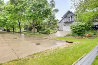 Sheboygan Getaway w/ Deck + on-Site Lake Access! - balcony