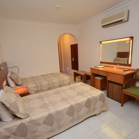 Saray Hotel