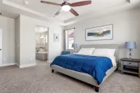 Relaxing Foothills Retreat in Gorgeous Modern Home