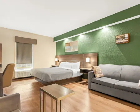 Quality Inn Pooler - Savannah I-95 Hotels in Pooler