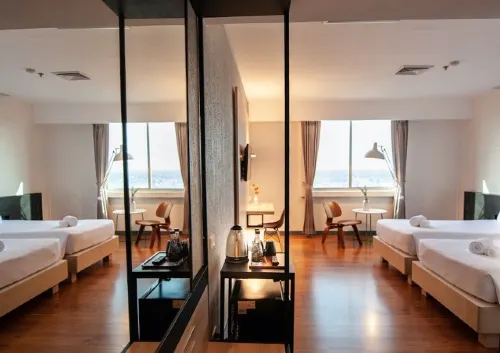 Lee Gardens Plaza Hotel