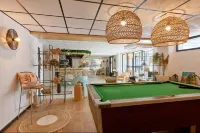 Hôtel les Sables - Urban Style - by Logis Hotels Hotels in Canet-en-Roussillon
