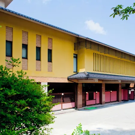 Yamanakaonsen Ohanami Kyubei