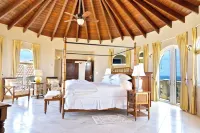 4-bedroom house in charming quiet Harbour Ridge with AC, WiFi. Relax and unwind