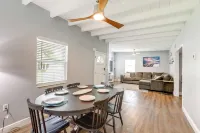 Bright Pinellas Park Getaway w/ Private Pool!