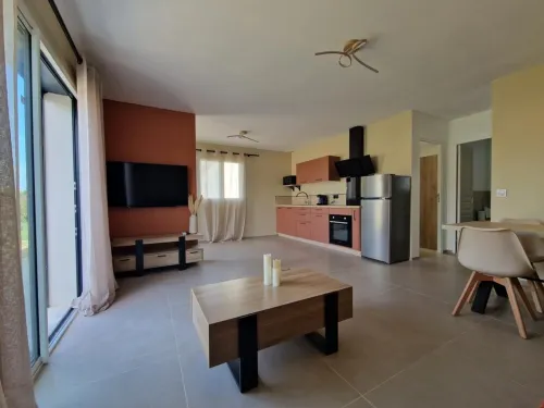 New house & close to the beach Hotels in Le Muy