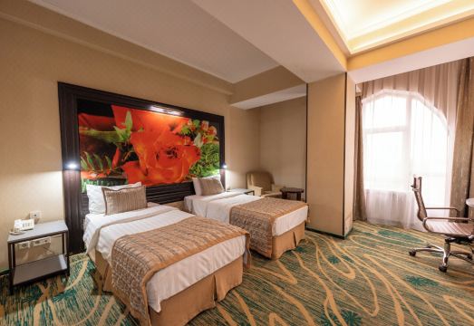 호텔 카조홀 알마티