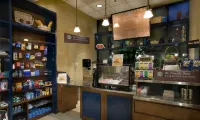 DoubleTree by Hilton Chicago O'Hare Airport-Rosemont - breakfast