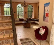 Villa piscine chauffée PV,Clim,3sdb,4ch,Staff disp Hotel a Bouzama