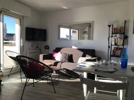 Appartement T2 en Coeur de Ville , Chez Brigitte Отели в г. Сен-Жиль-Круа-де-Ви