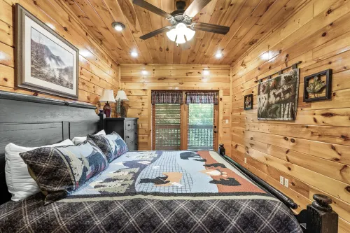 Unrestricted Mountain Views and Theater Room - Stunning Luxury Retreat