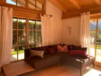 Gemütliche Terassenwohnung mit Panoramablick 조크버그 호텔