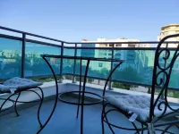 Italian Loft with Jacuzzi Near Lake