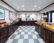 Hampton Inn & Suites Lubbock Southwest - breakfast