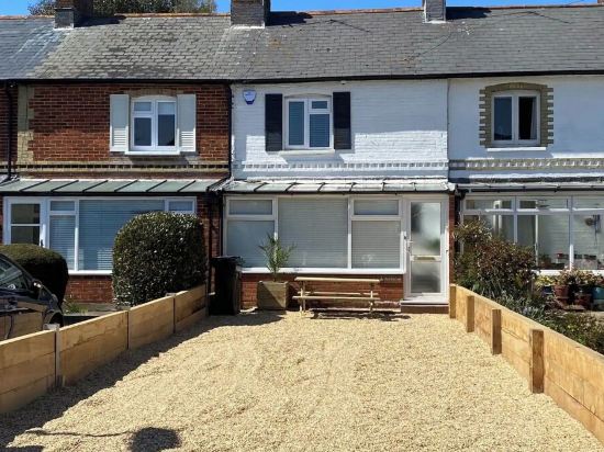 Cosy Cottage by Christchurch Quay/Town/Beach