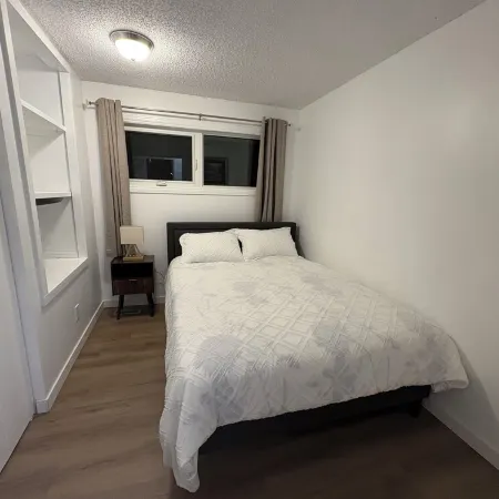 Spacious and Cozy Bunglow with 4 Bedrooms-Sweet Home with Free Parkings