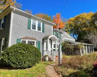 Charming 4-bedroom Colonial in lovely Keene with WiFi, AC