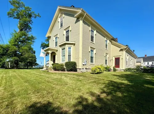 The Captain's Home: Art and History on the Coast of Maine Hotels in Stockton Springs