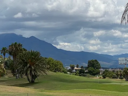 Rustig Gelegen Appartement met een Schitterend Uitzicht Vanaf het Terras