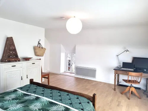 Maison Comfortable et Conviviale Avec de Beaux Espaces