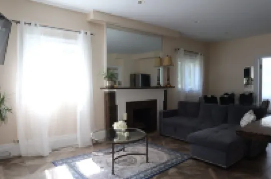 Clifton Hill Retreat