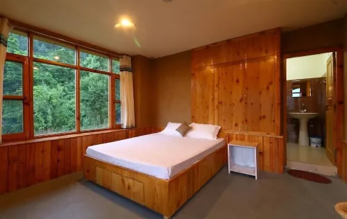 HBA Family loft studio Hotels in Naggar