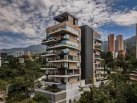 The Somos Loho - Mountain view