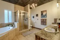 Yosemite Quail Ridge Comforts with WiFi and Hot tub Hotels in Bootjack