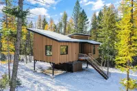 Off Grid Stays - Cabin #1 Hotels near Siyeh Pass