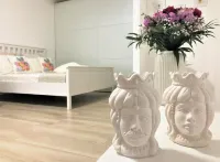 Delightful studio apartment just minutes from the sea 아치카스텔로 호텔