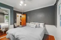 Welcoming 2-bedroom home with large deck and central location.