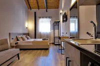 4 LEMONS LUXURY STUDIO 02