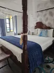 Bay View Apartments - Canouan Island - Room 2D - Breakfast, Snorkeling Hotels in 