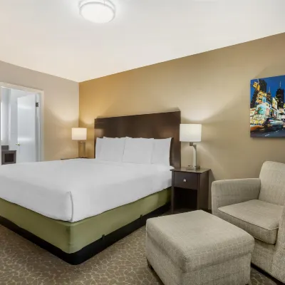 Best Western Fort Lee Hotels near Lawrence A Wein Stadium