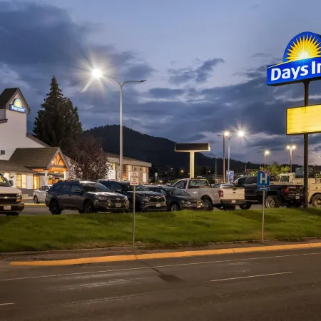 Days Inn by Wyndham Helena