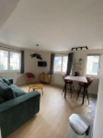 City center apartment sleeps 4