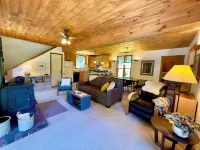 Charming Private Mountain Home