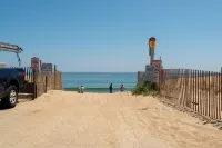 Cozy Coastal Cove. 2-bedroom apartment with WiFi, AC in peaceful Salisbury