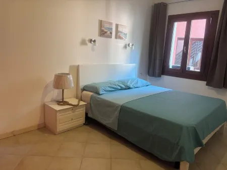 Cozy apartment 20 meters from the beach Отели в г. Тринита-д'Агульту-э-Виньола