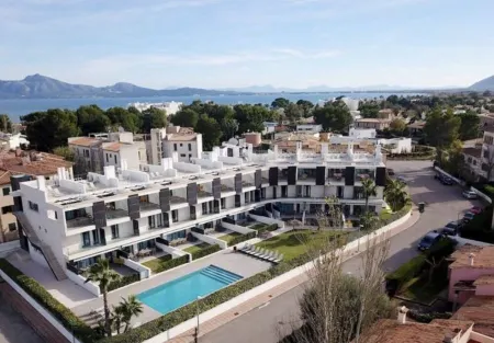 LA PERLA LLENAIRE 10 Отели рядом с достопримечательностью «Formentor Playa»