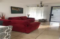 Casa Jarreteaderas muy bien ubicada