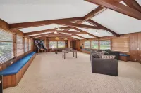 Family Friendly Lake House W/ Pool Near Legoland