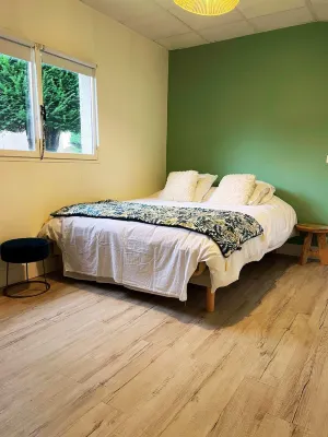 Apartment Lumières Hotels in Pontault-Combault