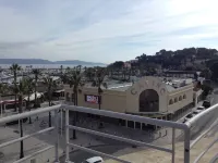 Penthouse near Saint Tropez Cavalaire sur mer Port view, Beach...