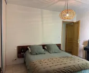 Villa Proche Valbonne Calme Absolu Avec Piscine Hotel di Châteauneuf-Grasse